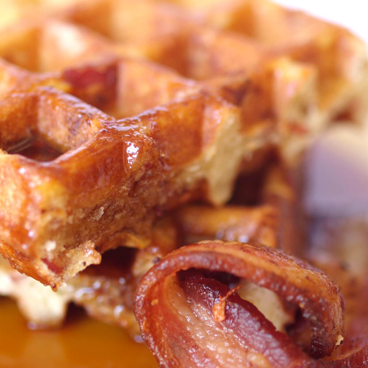 maple bacon waffle
